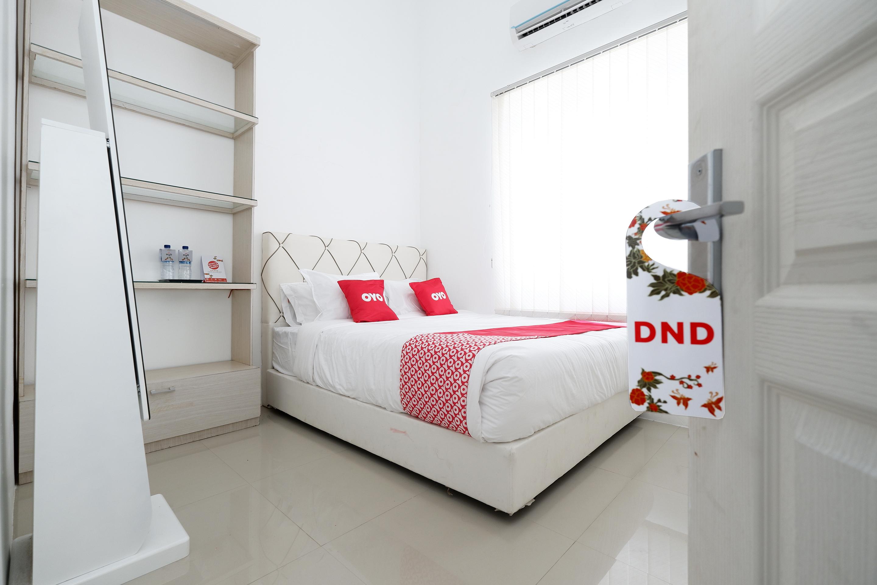 Griya Rw Family Guest House Redpartner Solo Kültér fotó