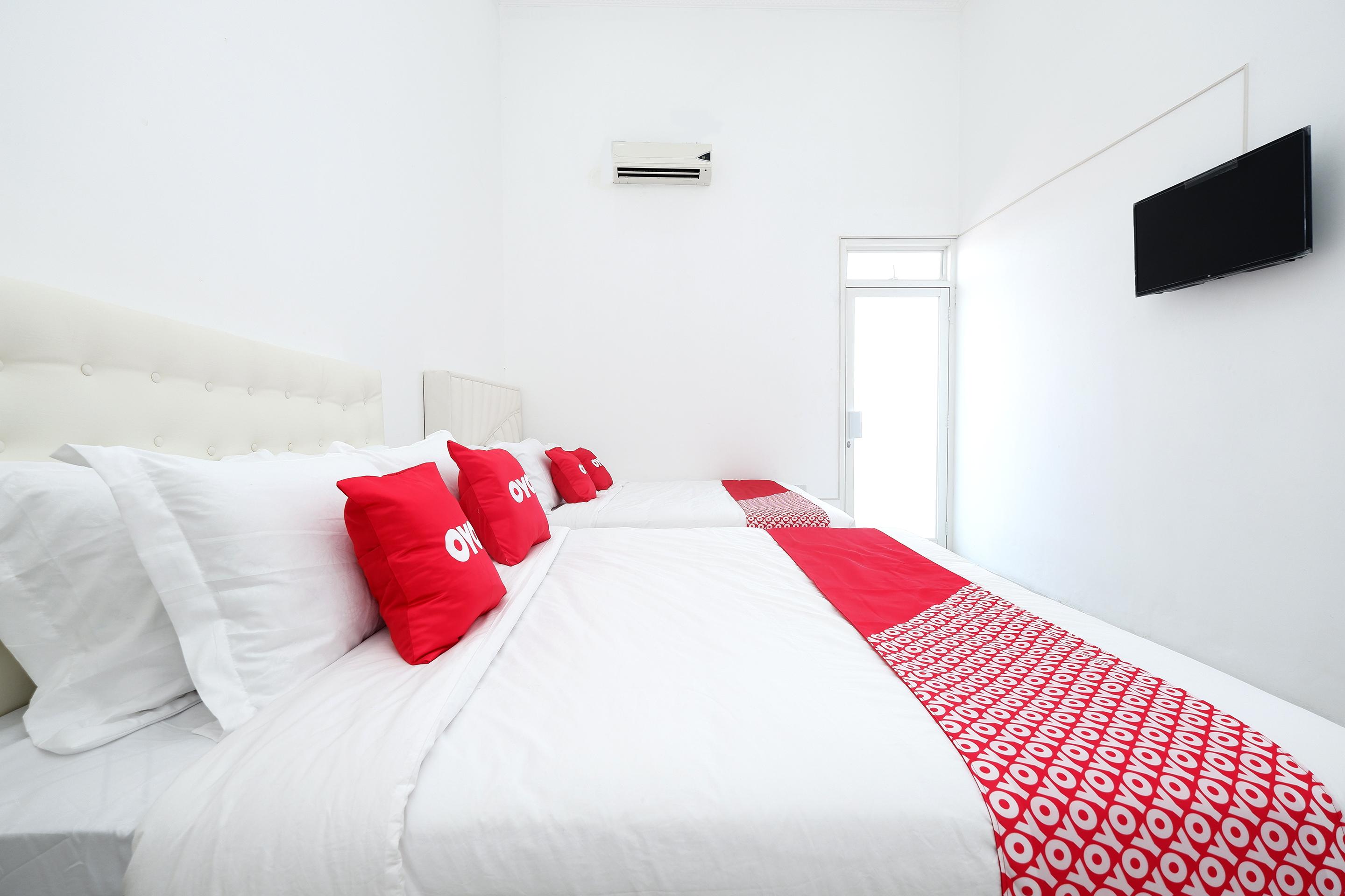 Griya Rw Family Guest House Redpartner Solo Kültér fotó
