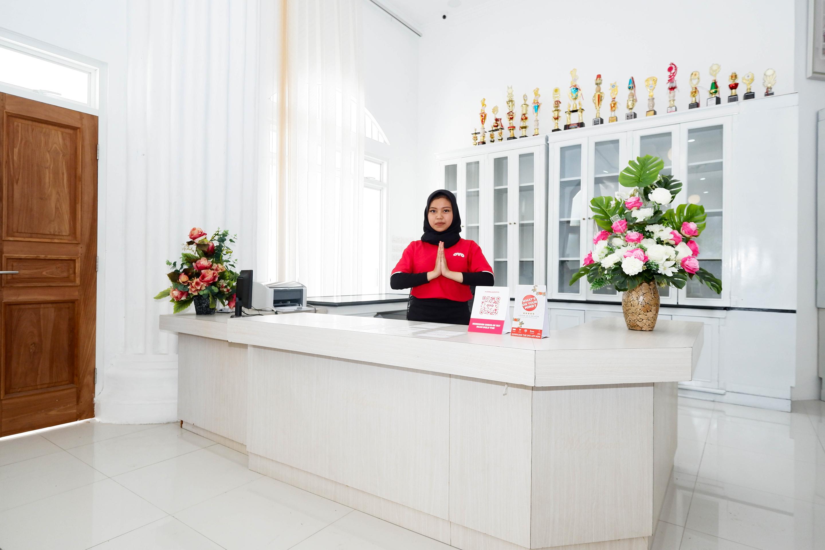 Griya Rw Family Guest House Redpartner Solo Kültér fotó