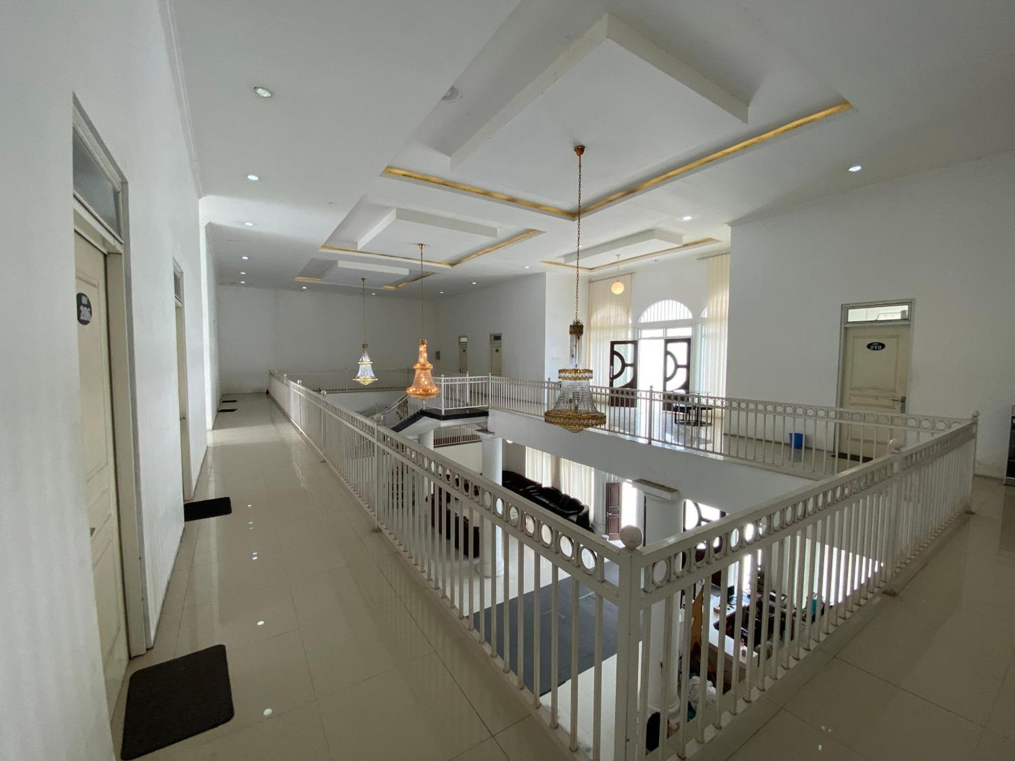 Griya Rw Family Guest House Redpartner Solo Kültér fotó