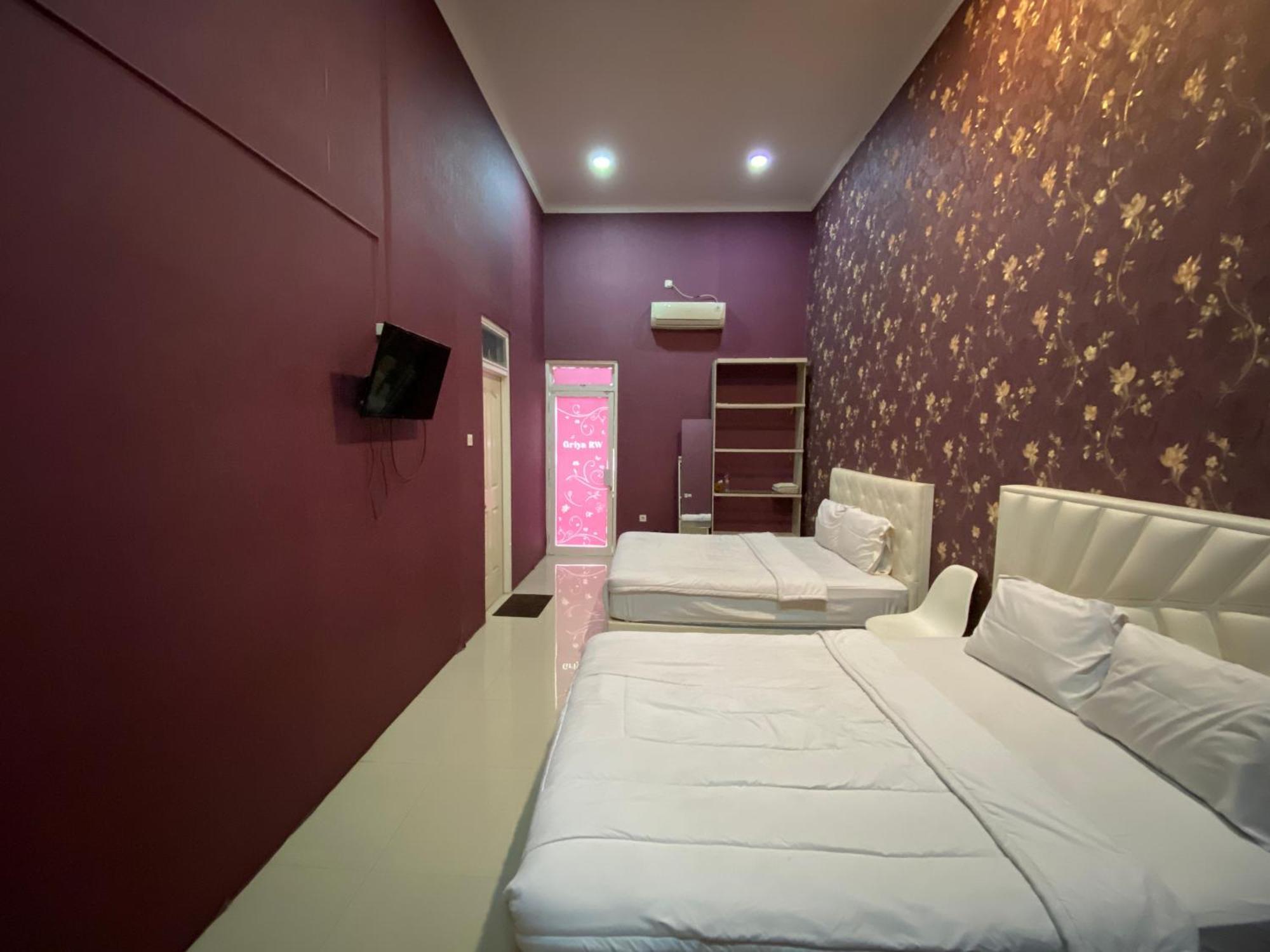 Griya Rw Family Guest House Redpartner Solo Kültér fotó